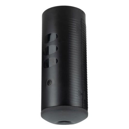 Titan Kiiroo masturbateur